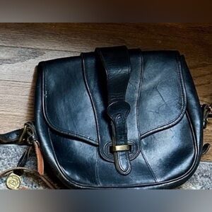 Vintage Dooney & Bourke Black Purse Crossbody All Weather Leather Hand Bag